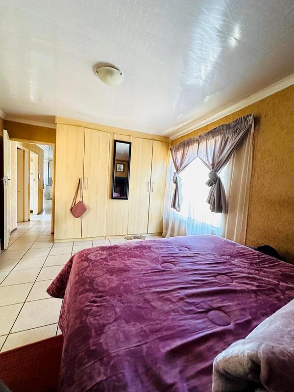 3 Bedroom Property for Sale in Protea Glen Gauteng