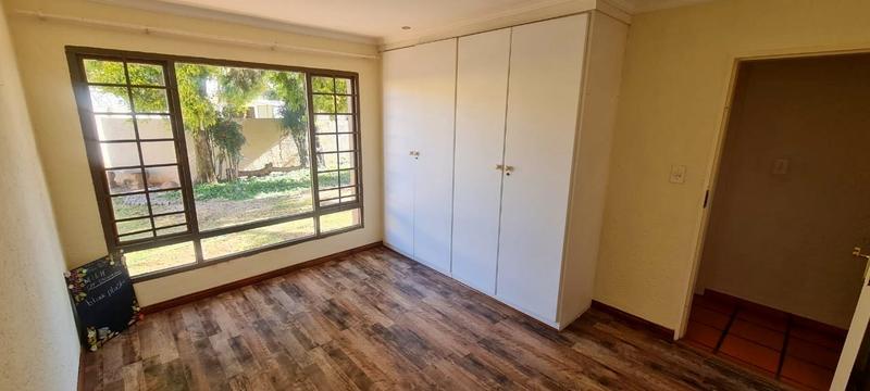 3 Bedroom Property for Sale in Rangeview Gauteng