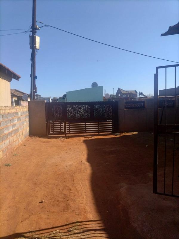 0 Bedroom Property for Sale in Rondebult Gauteng