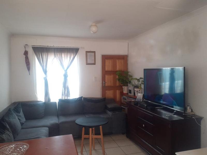 2 Bedroom Property for Sale in Savanna City Gauteng