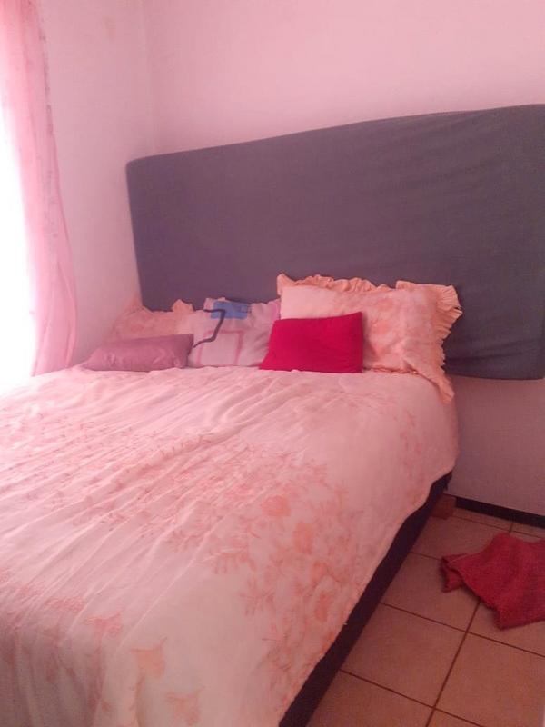 2 Bedroom Property for Sale in Savanna City Gauteng