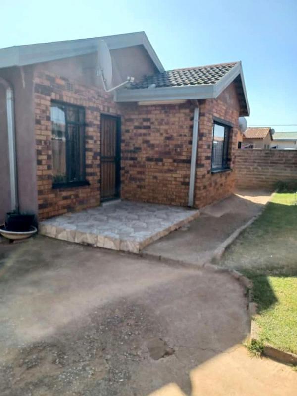 3 Bedroom Property for Sale in Stretford Gauteng