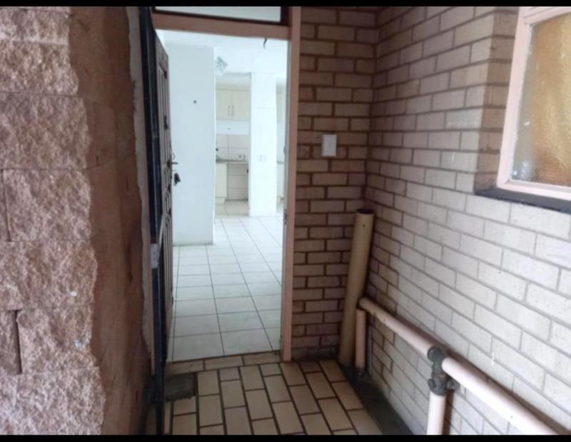 2 Bedroom Property for Sale in Symhurst Gauteng