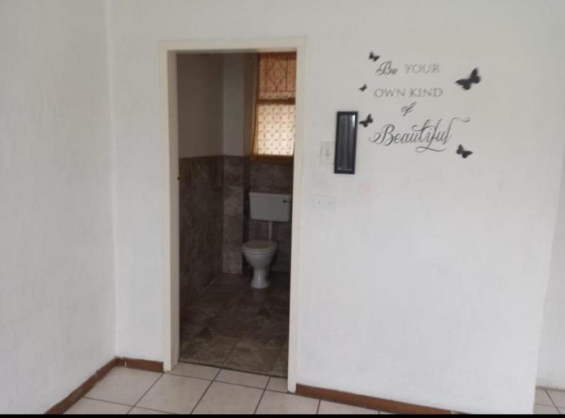 2 Bedroom Property for Sale in Symhurst Gauteng