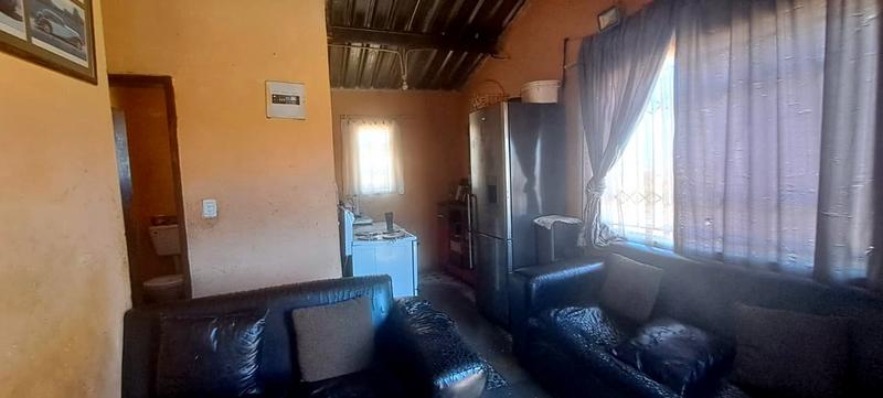 2 Bedroom Property for Sale in Thulani Gauteng