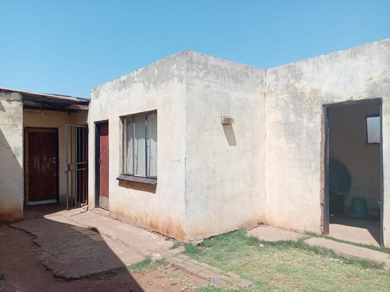 2 Bedroom Property for Sale in Vosloorus Gauteng