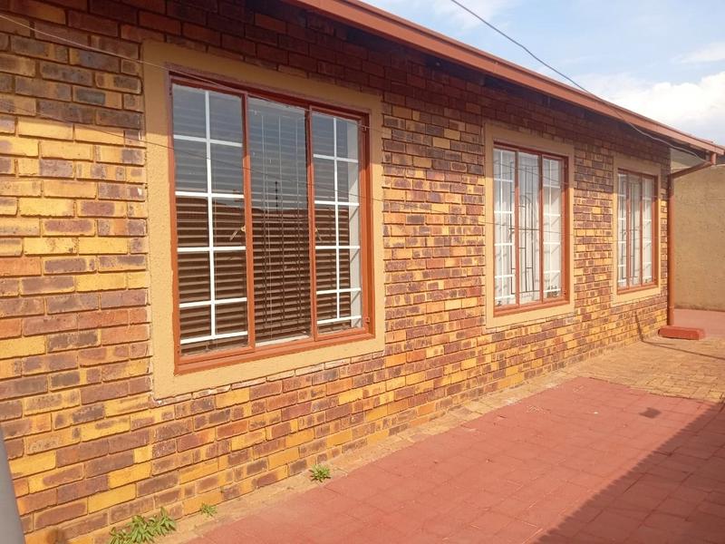 3 Bedroom Property for Sale in Vosloorus Gauteng