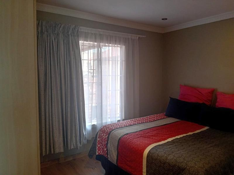 3 Bedroom Property for Sale in Vosloorus Gauteng