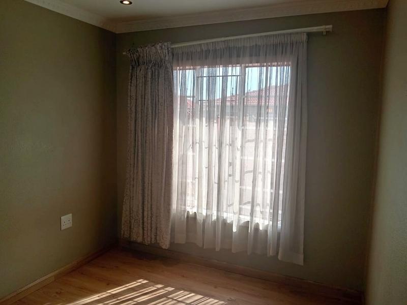 3 Bedroom Property for Sale in Vosloorus Gauteng