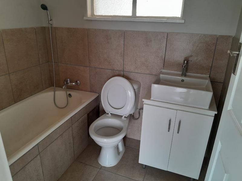 1 Bedroom Property for Sale in Wentworth Park Gauteng