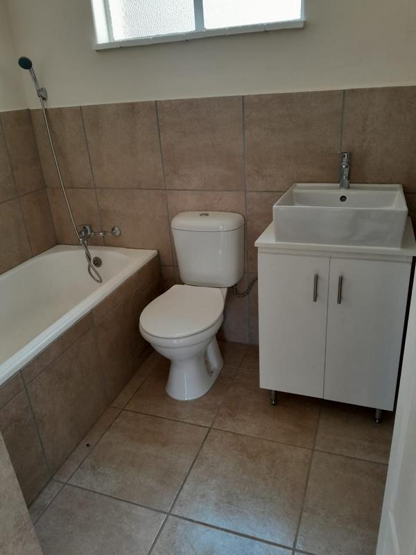 2 Bedroom Property for Sale in Wentworth Park Gauteng