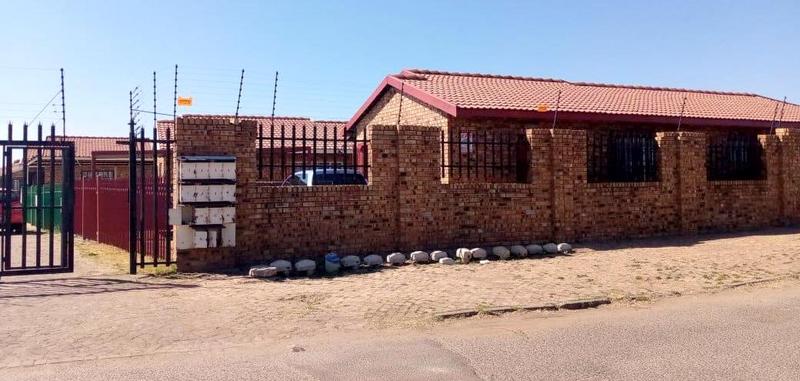 3 Bedroom Property for Sale in Westergloor Gauteng