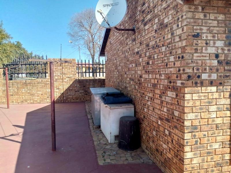 3 Bedroom Property for Sale in Westergloor Gauteng