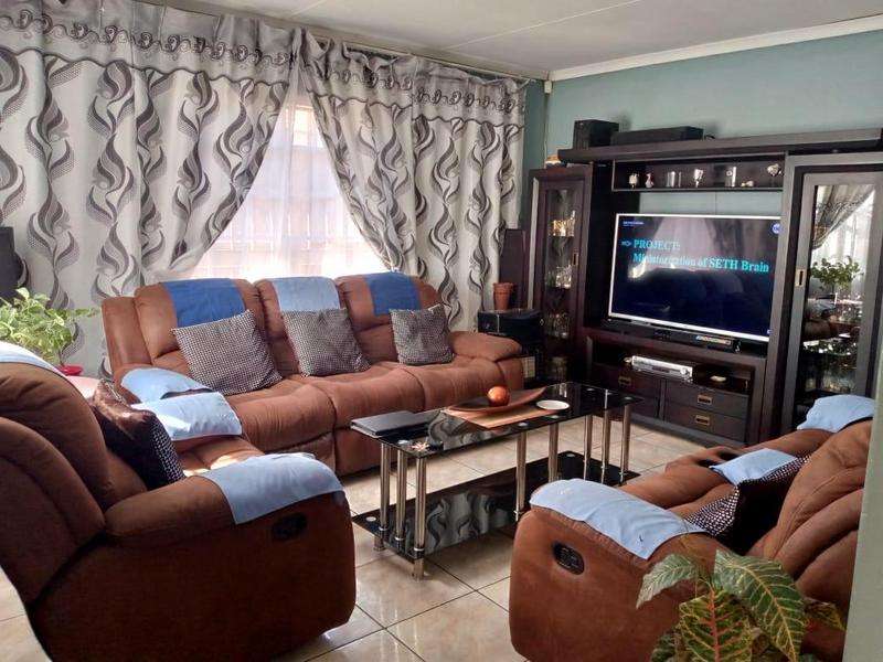 3 Bedroom Property for Sale in Westergloor Gauteng