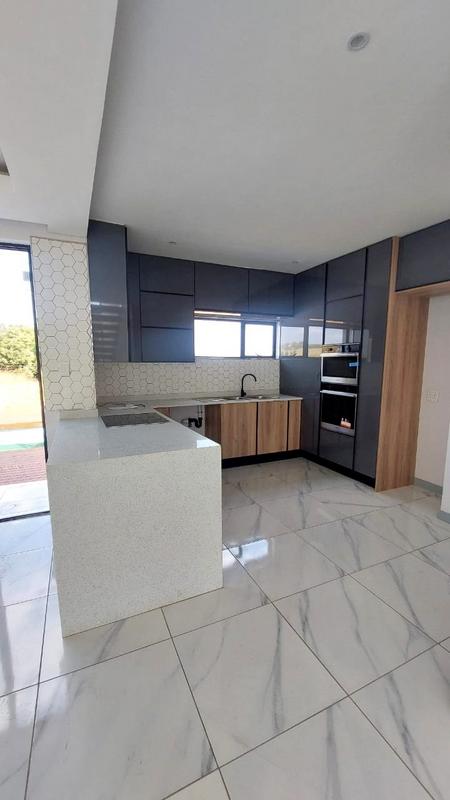 3 Bedroom Property for Sale in Wildtuinpark Gauteng