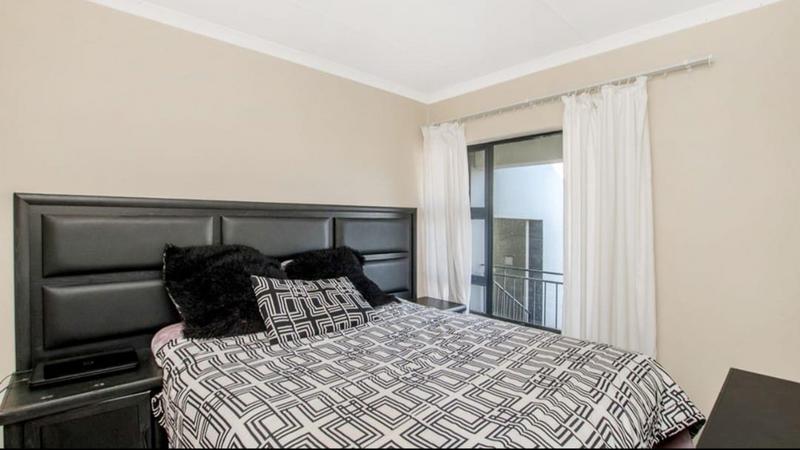 2 Bedroom Property for Sale in Witpoortjie Gauteng