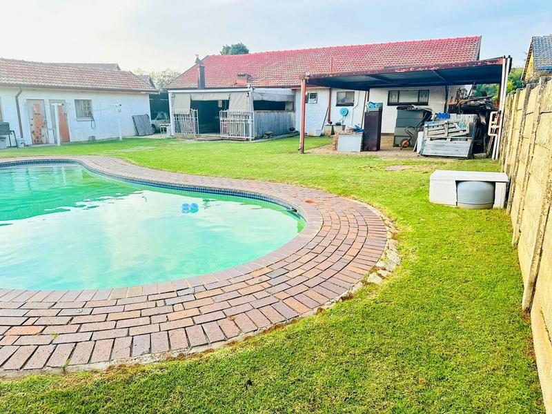 4 Bedroom Property for Sale in Witpoortjie Gauteng