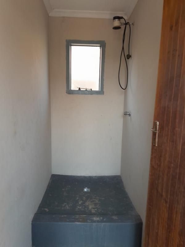 2 Bedroom Property for Sale in Zola Gauteng