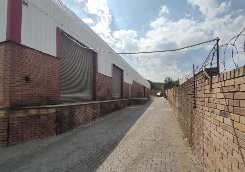 To Let commercial Property for Rent in Halfway House Gauteng