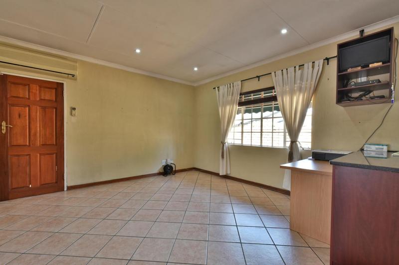 3 Bedroom Property for Sale in Brackendowns Gauteng