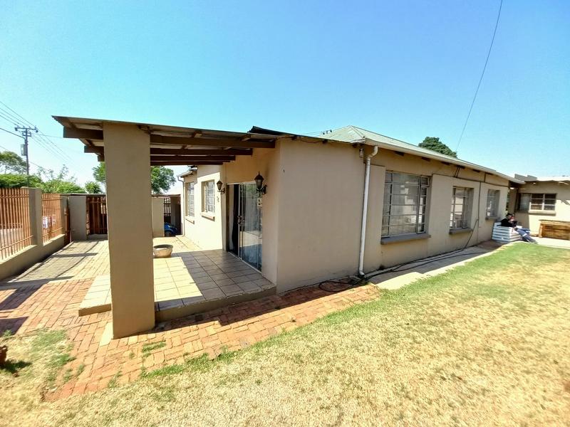 4 Bedroom Property for Sale in Primrose Gauteng