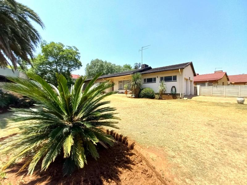 4 Bedroom Property for Sale in Croydon Gauteng