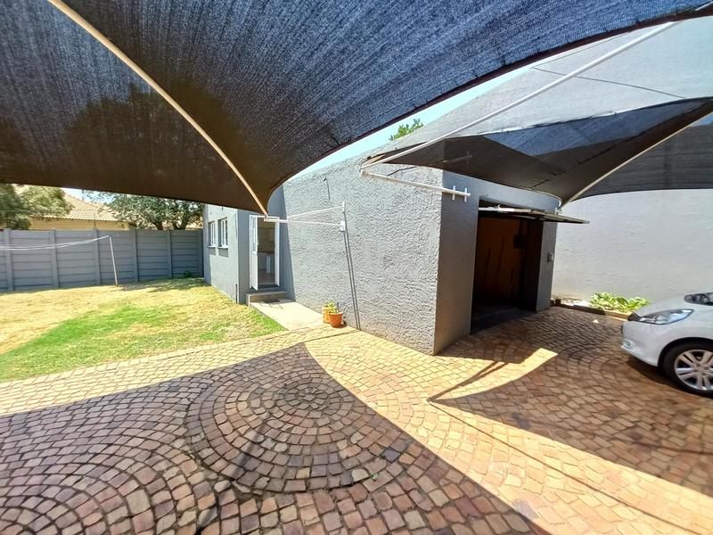 4 Bedroom Property for Sale in Edenvale Gauteng