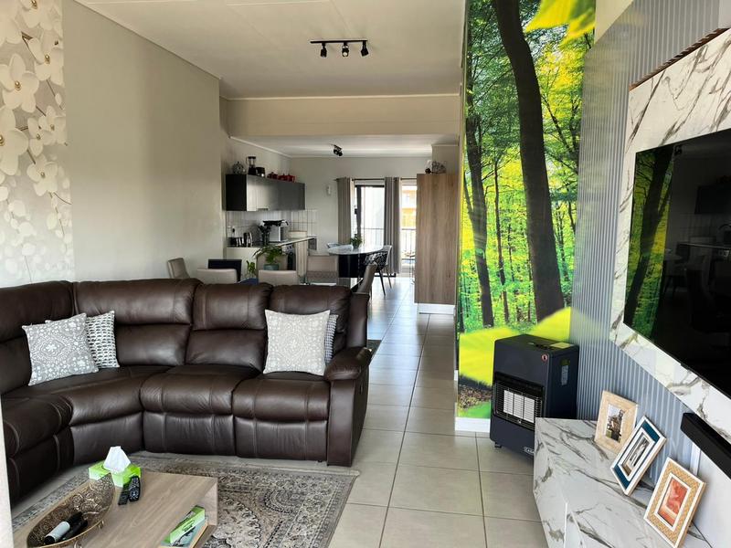 To Let 2 Bedroom Property for Rent in Johannesburg Gauteng