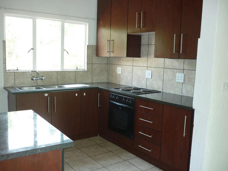 To Let 2 Bedroom Property for Rent in North Riding Gauteng