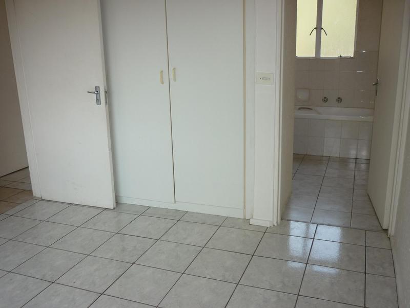 To Let 2 Bedroom Property for Rent in North Riding Gauteng