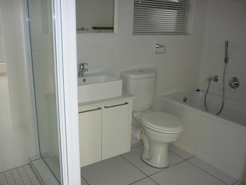 1 Bedroom Property for Sale in Barbeque Downs Gauteng