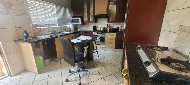 2 Bedroom Property for Sale in Florentia Gauteng