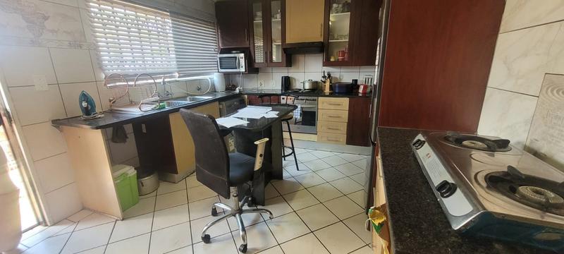 2 Bedroom Property for Sale in Florentia Gauteng