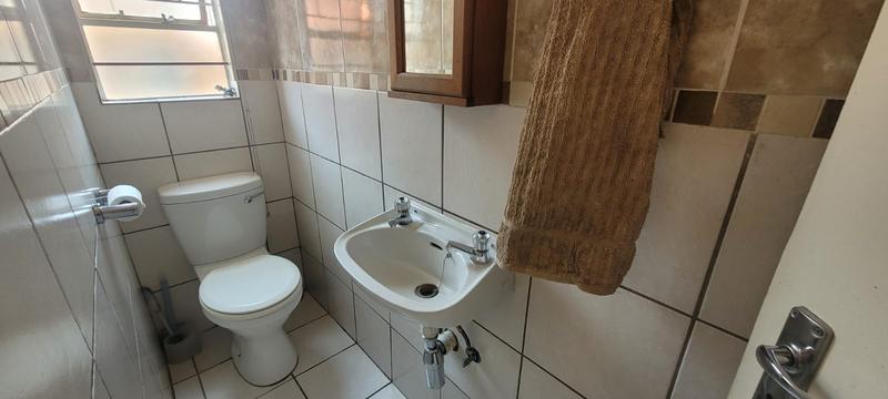 2 Bedroom Property for Sale in Florentia Gauteng