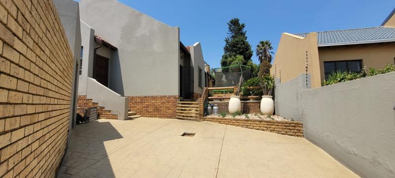 3 Bedroom Property for Sale in Elandshaven Gauteng