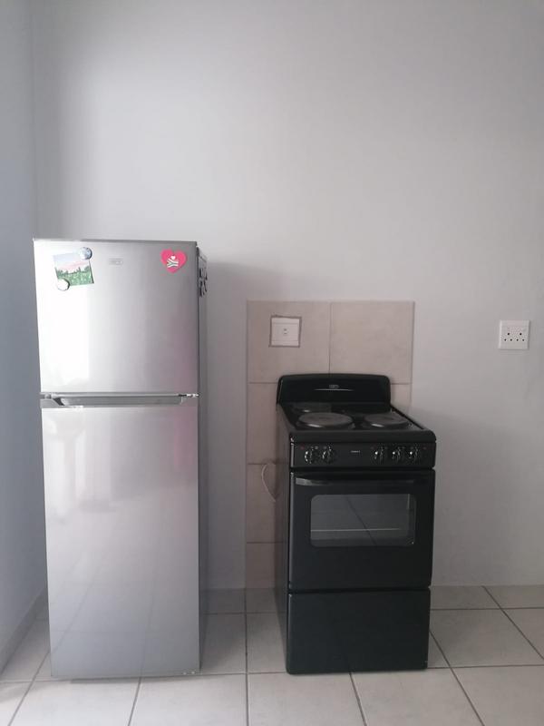 To Let 2 Bedroom Property for Rent in Waverley Gauteng