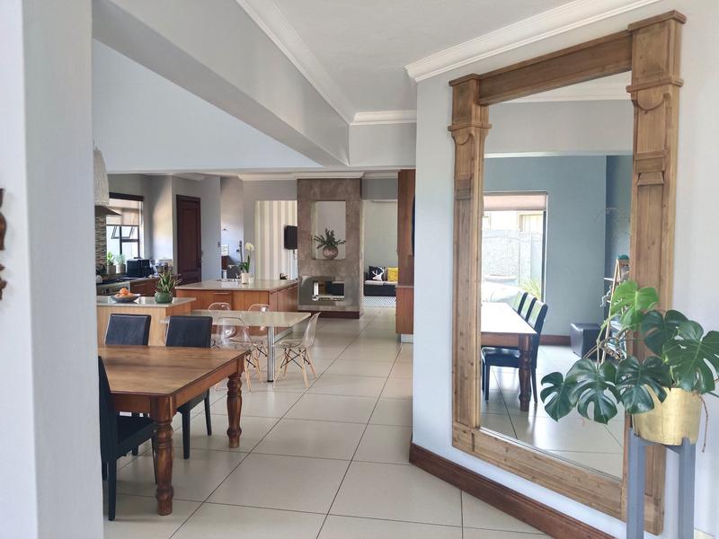 5 Bedroom Property for Sale in Midlands Estate Gauteng