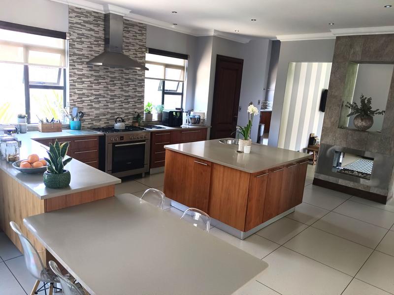 5 Bedroom Property for Sale in Midlands Estate Gauteng