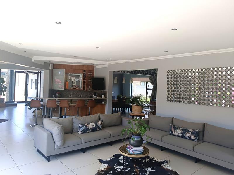 5 Bedroom Property for Sale in Midlands Estate Gauteng