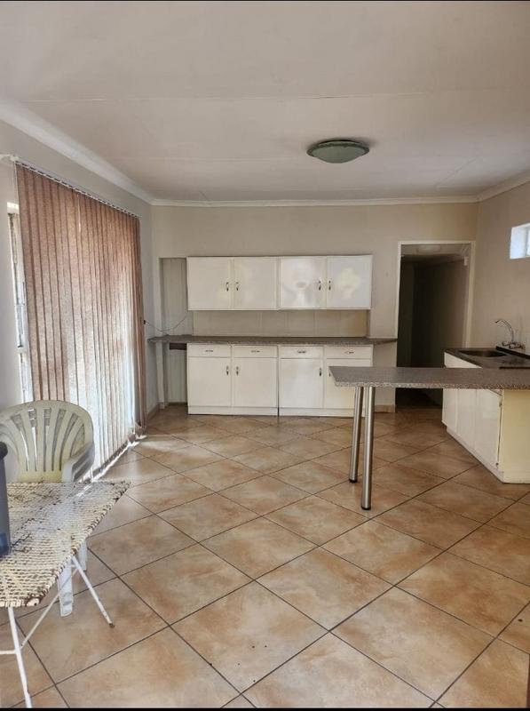 To Let 1 Bedroom Property for Rent in Suideroord Gauteng