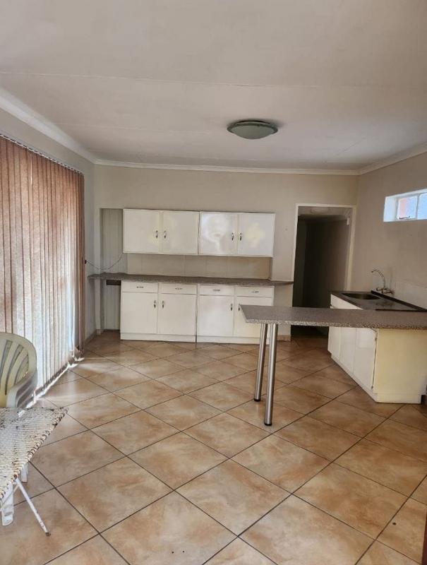 To Let 1 Bedroom Property for Rent in Suideroord Gauteng