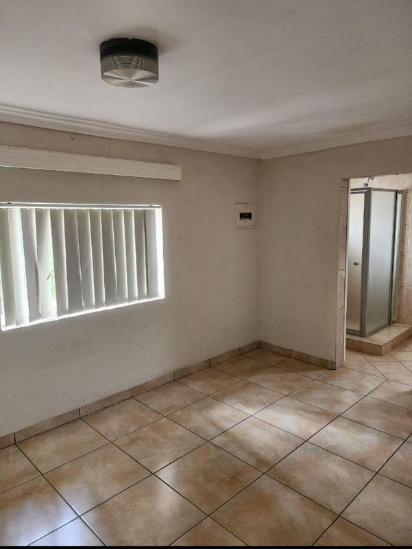 To Let 1 Bedroom Property for Rent in Suideroord Gauteng