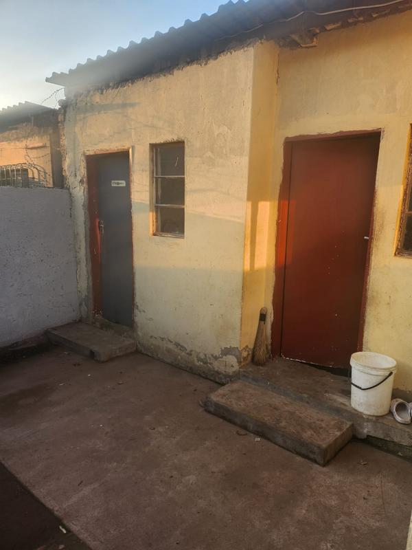 2 Bedroom Property for Sale in Kenilworth Gauteng