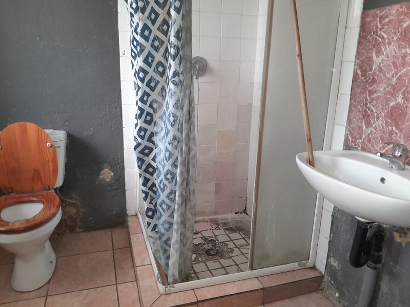 11 Bedroom Property for Sale in La Rochelle Gauteng