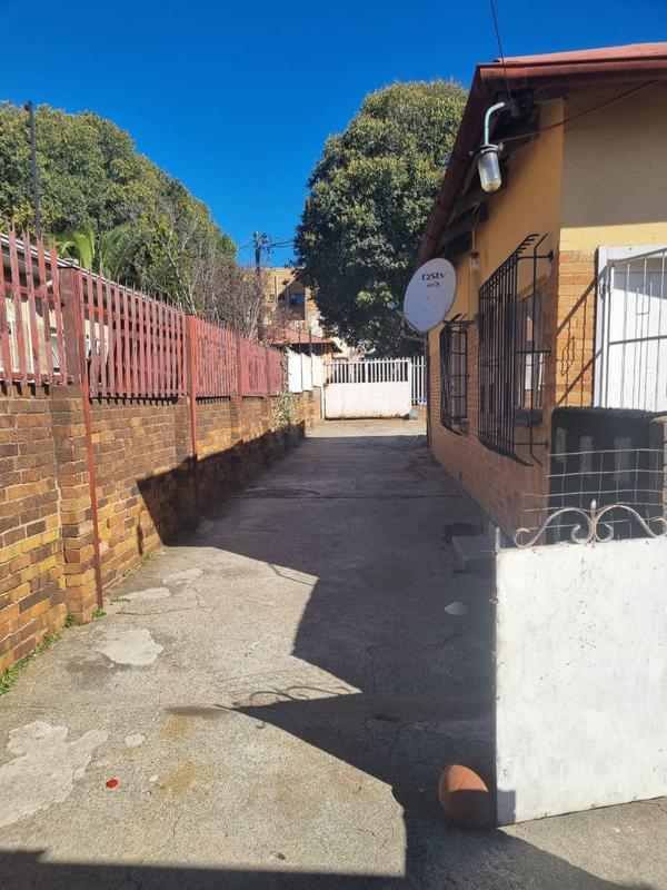 3 Bedroom Property for Sale in Rewlatch Gauteng