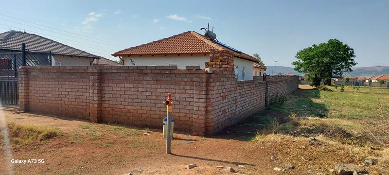 2 Bedroom Property for Sale in Kirkney Gauteng