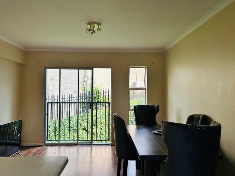 To Let 2 Bedroom Property for Rent in Northcliff Gauteng