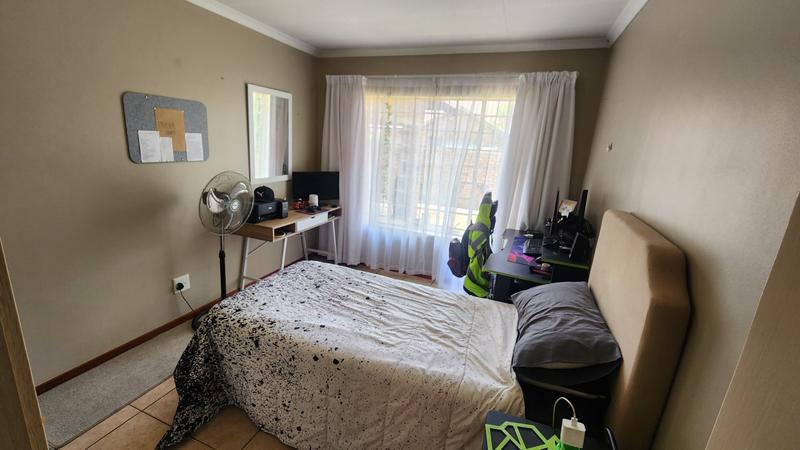 3 Bedroom Property for Sale in Annlin Gauteng