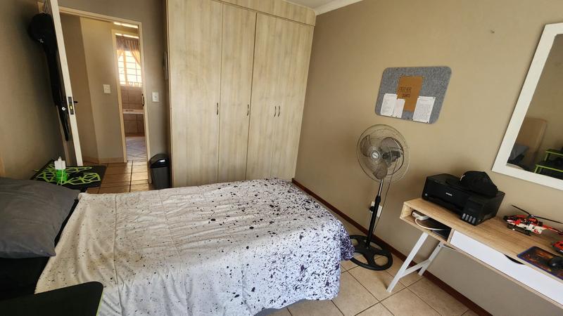 3 Bedroom Property for Sale in Annlin Gauteng