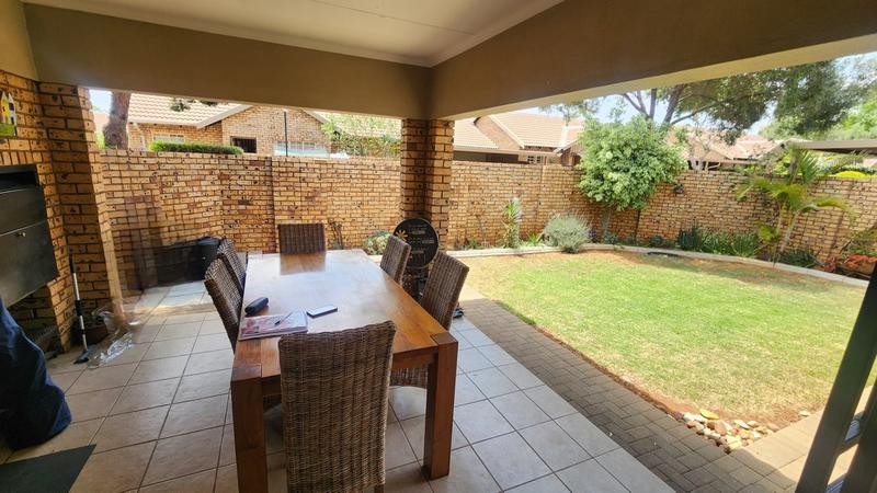 3 Bedroom Property for Sale in Annlin Gauteng